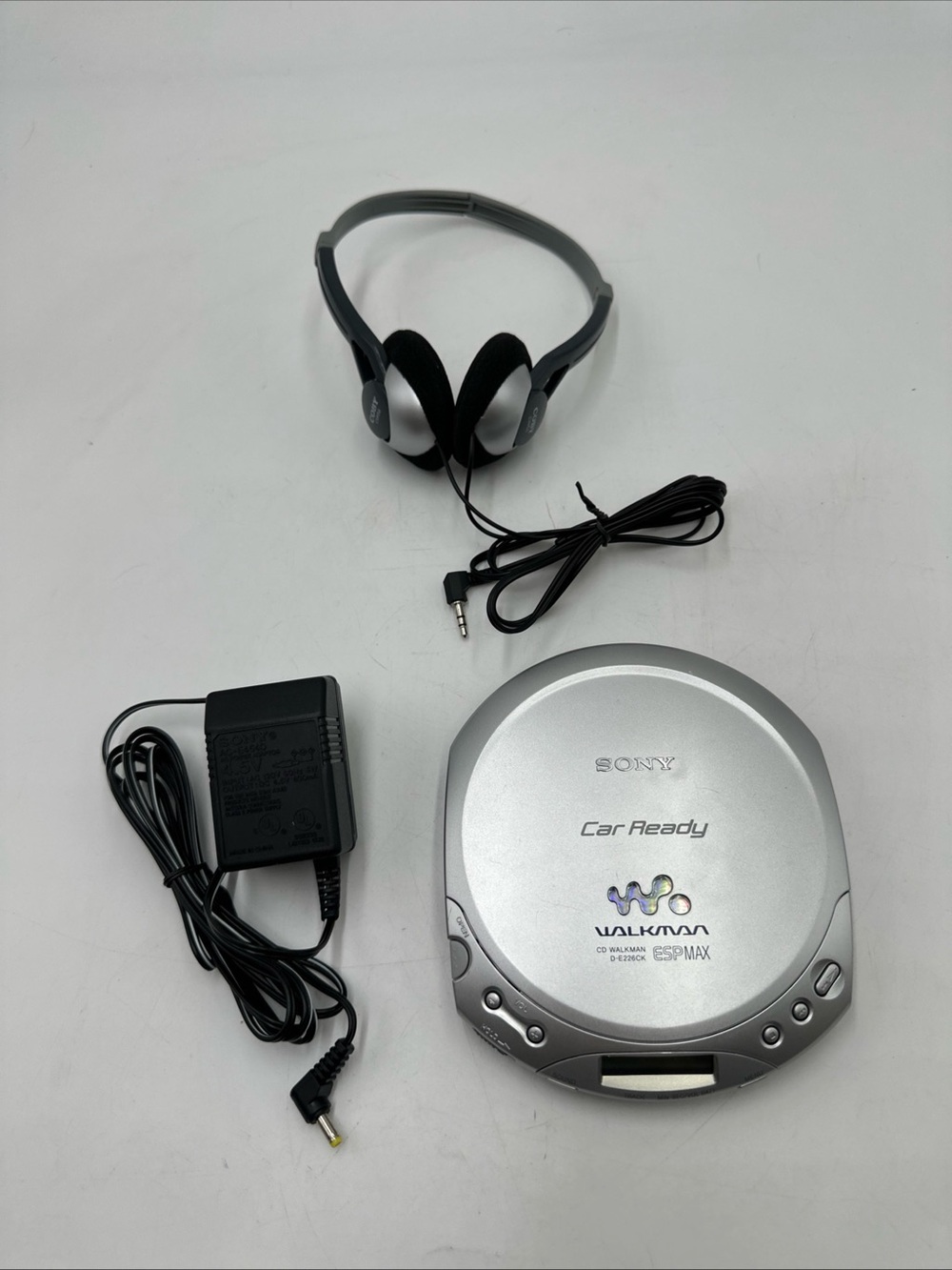 Sony Walkman D-E226CK Portable CD Player ESPMAX AC Adapter Coby Headphones